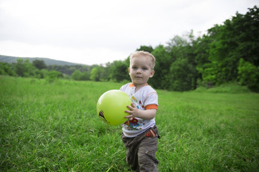 boy, baby, ball-3427692.jpg