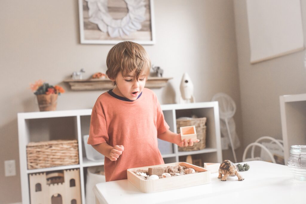 How to organize a playroom
